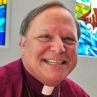 Преподобный Кевин С. Каноуз, епископ Лютеранской церкви Америки, совершил камин-аут в своем письме