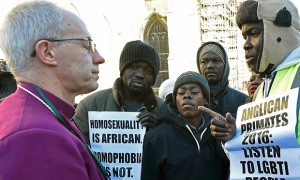 Архиепископ Кентерберийский и протестующие